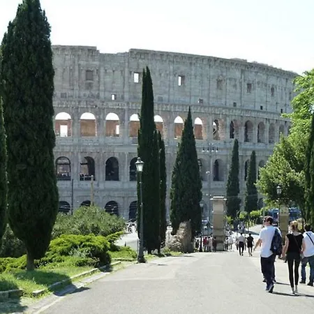 Mecenate 77 Colosseo 公寓